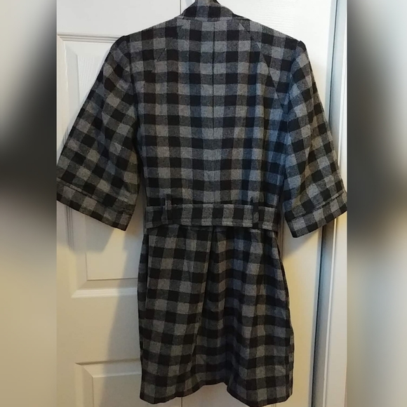 Urban Behavior Quarter Length Sleeve Jacket - Picture 2 of 2